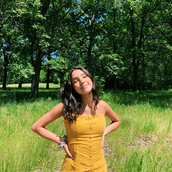 Meet your Posher, Julia - Picture 1 of 4